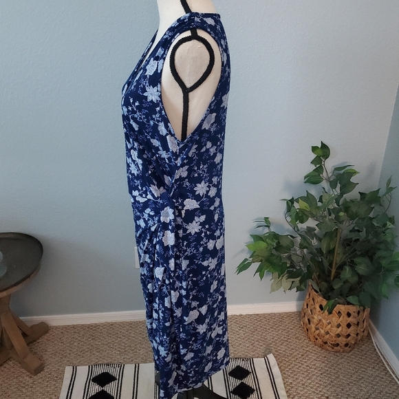 Banana Republic floral faux tie wrap sleeveless midi dress, womens size Large - Picture 5 of 8